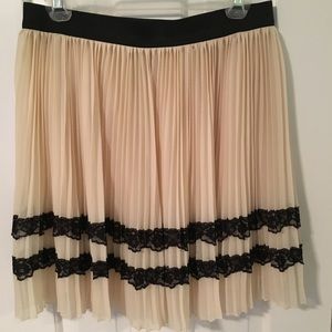 American Rag pleated skirt